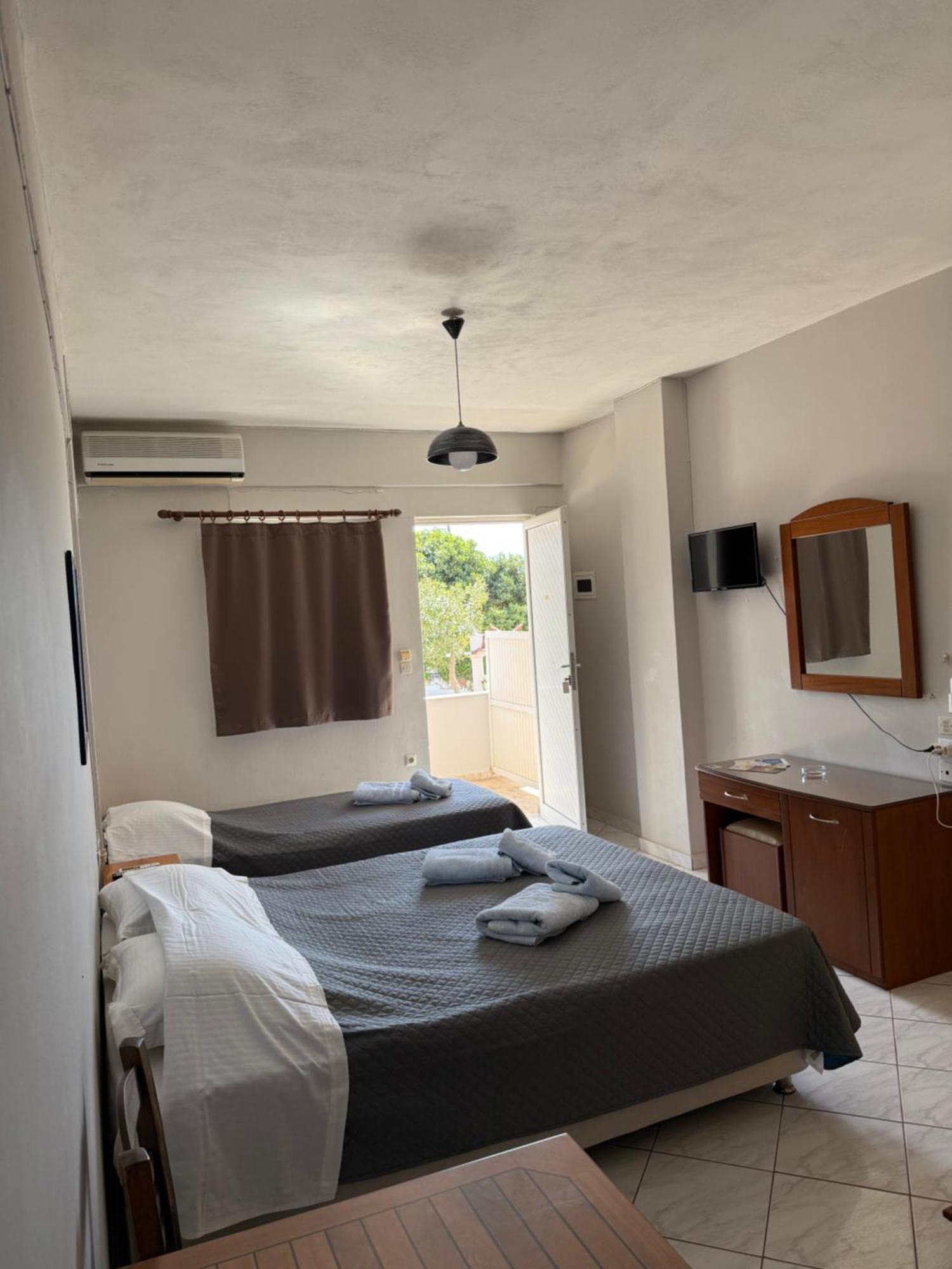 Hotel Vias Neápolis Exteriér fotografie